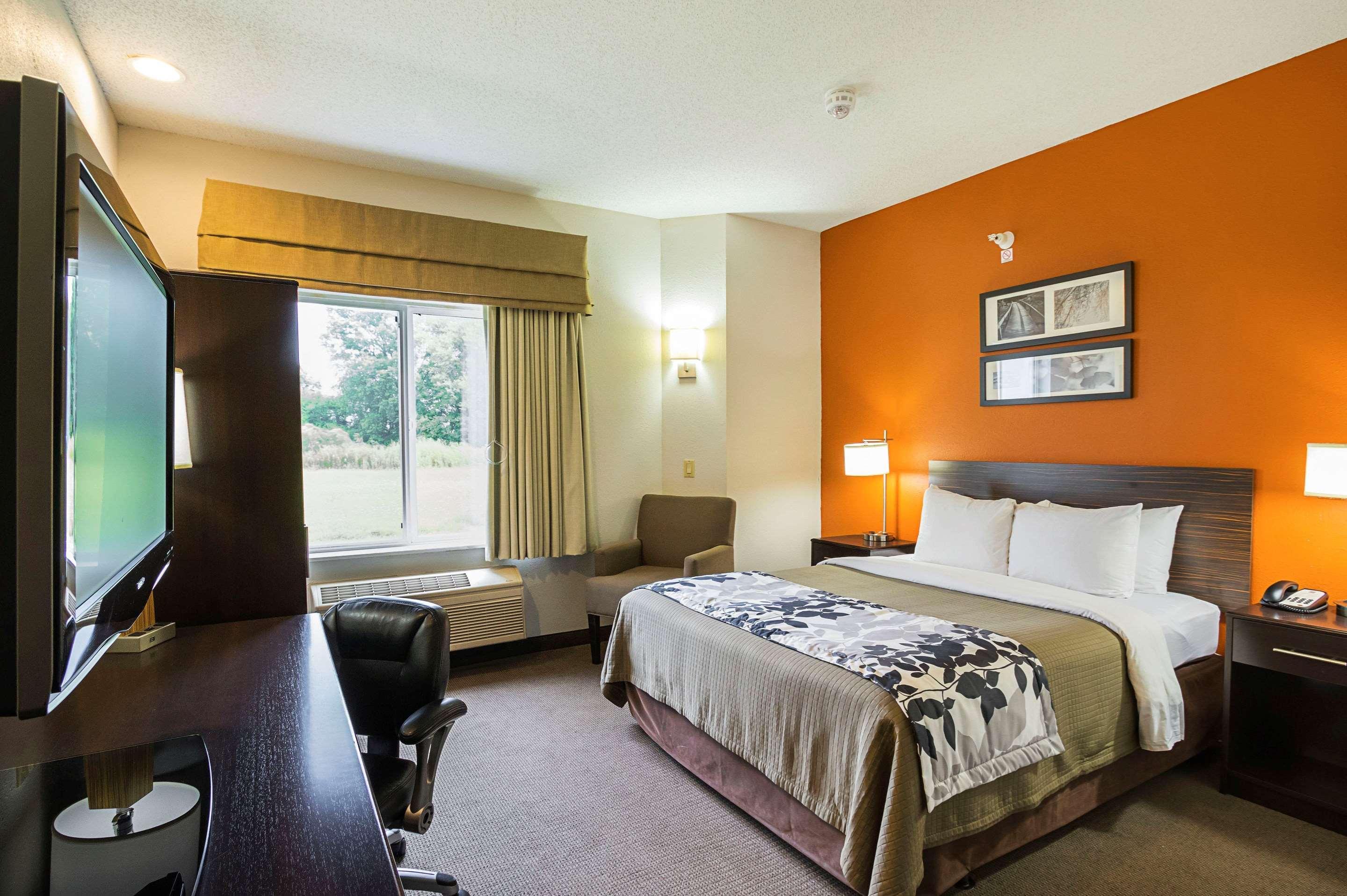 Sleep Inn & Suites Danville Bagian luar foto