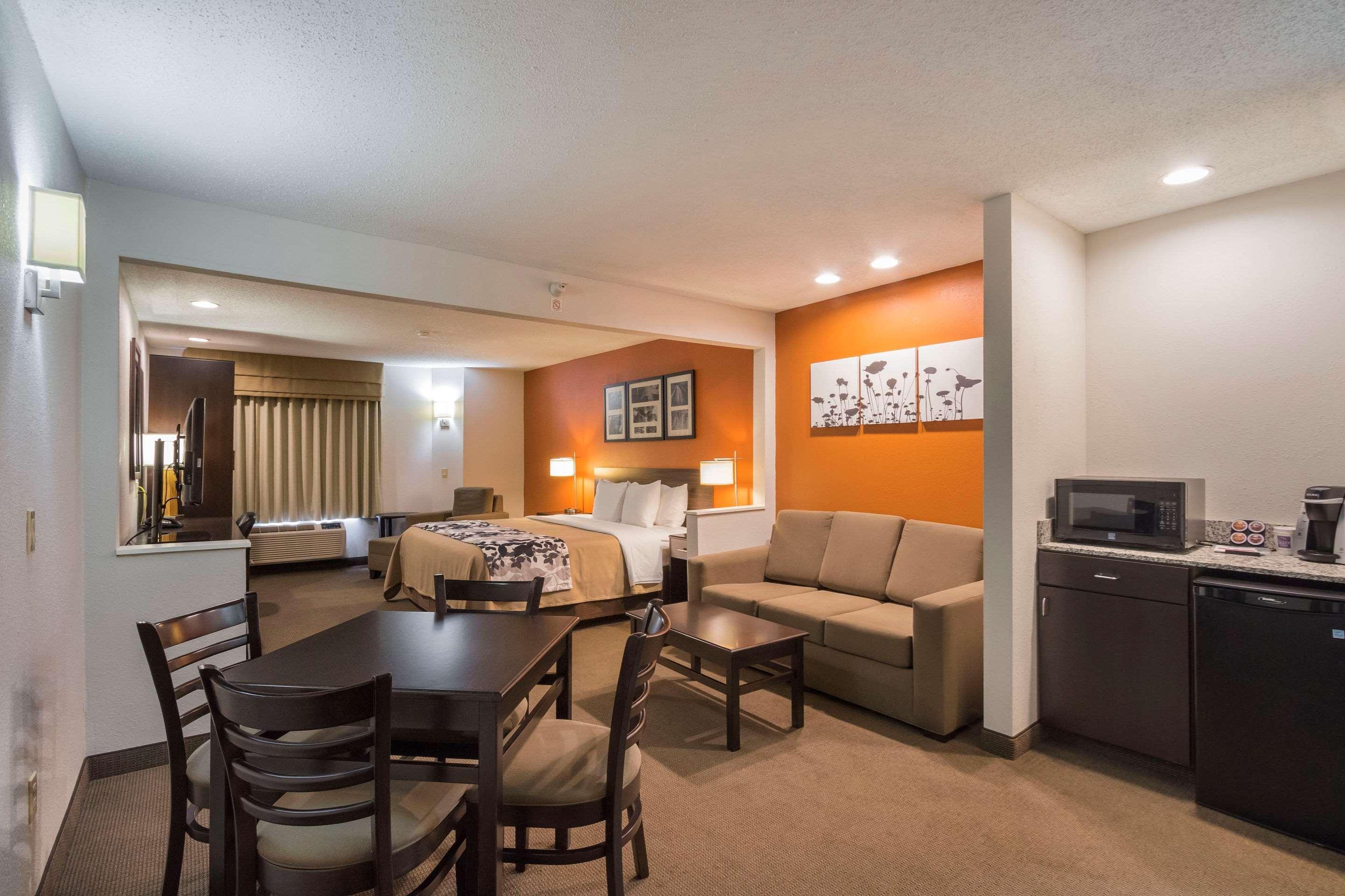 Sleep Inn & Suites Danville Bagian luar foto
