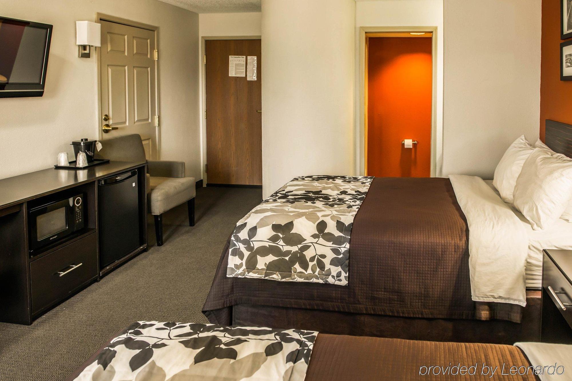 Sleep Inn & Suites Danville Bagian luar foto